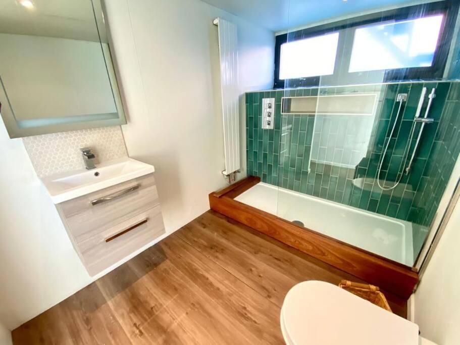 Houseboat Eleuthera 벰브리지 외부 사진
