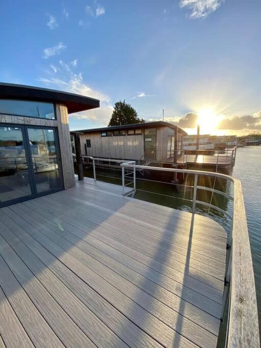 Houseboat Eleuthera 벰브리지 외부 사진