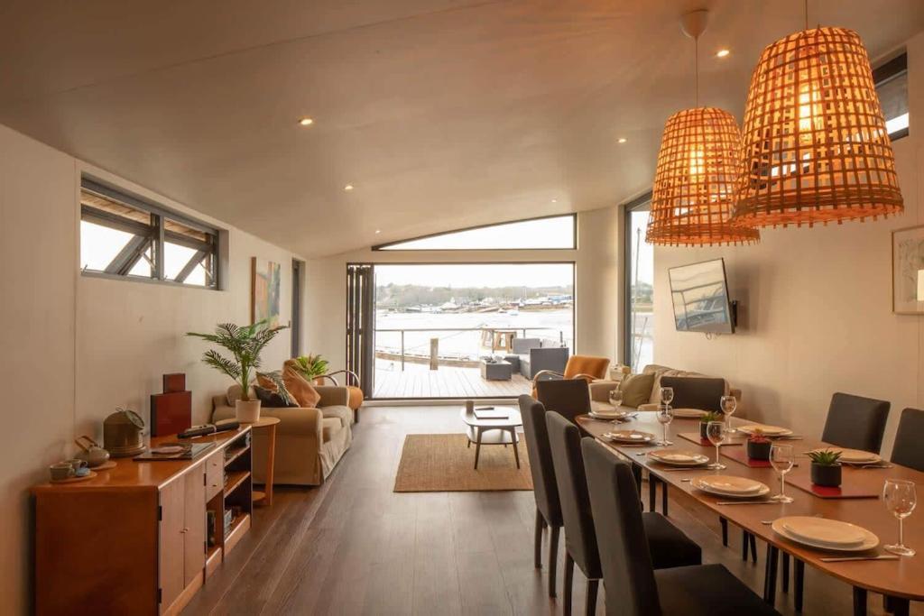 Houseboat Eleuthera 벰브리지 외부 사진